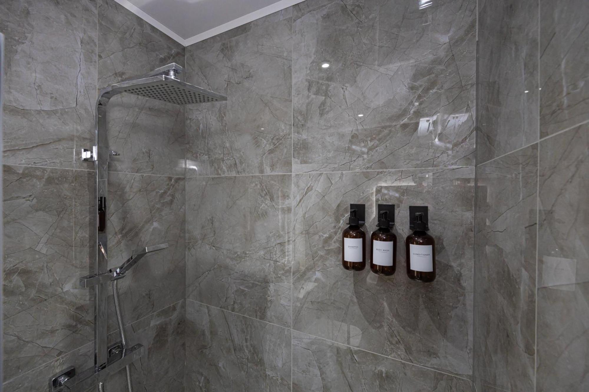 The Kent- Luxury Rooms Manchester Buitenkant foto